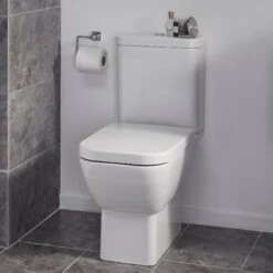 Cooke & Lewis Santoro White Close-coupled Toilet With Soft Close Seat -Ideal Standard Shop cooke lewis santoro white close coupled toilet with soft close seat5397007189117 03bq