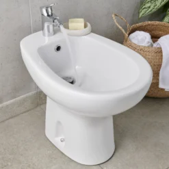 GoodHome Cavally Standard Gloss Chrome Effect Round Deck-mounted Manual Bidet Mono Mixer Tap -Ideal Standard Shop goodhome cavally standard gloss chrome effect round deck mounted manual bidet mono mixer tap3663602300229 04i