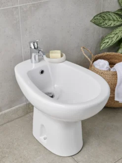 GoodHome Cavally Standard Gloss Chrome Effect Round Deck-mounted Manual Bidet Mono Mixer Tap -Ideal Standard Shop goodhome cavally standard gloss chrome effect round deck mounted manual bidet mono mixer tap3663602300229 23i