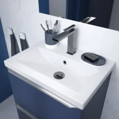 GoodHome Kolima Chrome Medium Square Deck-mounted Manual Basin Mono Mixer Tap -Ideal Standard Shop goodhome kolima chrome medium square deck mounted manual basin mono mixer tap5059340391861 01i